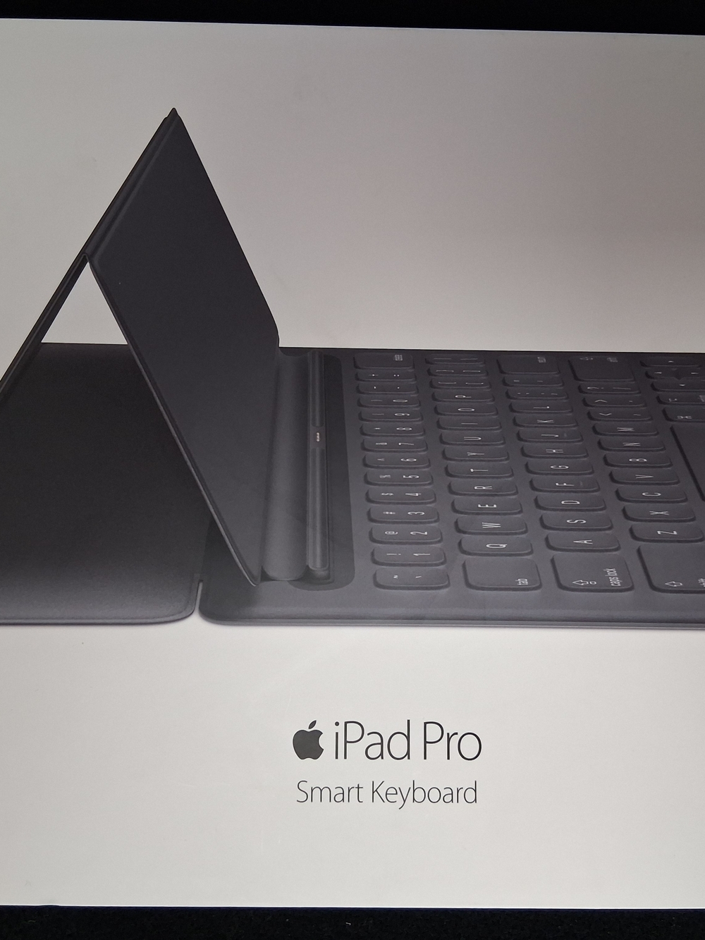 Apple iPad Pro Smart Keyboard - Space Gray, NIB , Item 107